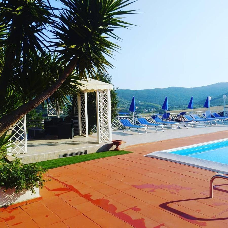 Villa Milena Apartments & Rooms Agropoli Bagian luar foto